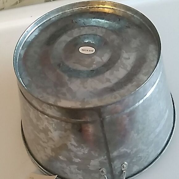 Elements Fall Decor  - Picture 5 of 9